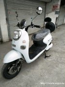 轉讓白色踏板電動車60V20A