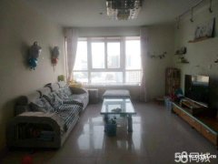 工業南路+鑫苑國際城市花園+三室一廳+家具家電齊全+精裝修